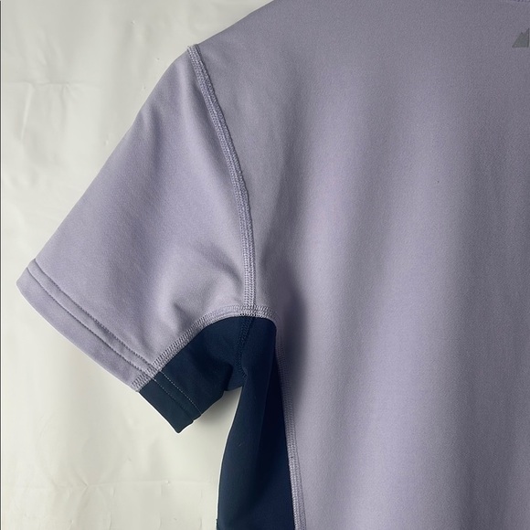 MEC Mountain equipment Co-op purple  V-Neck Activewear Top women size medium - Picture 5 of 9